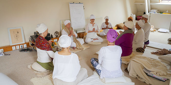 Kennismaking met de opleiding tot Kundalini yogaleraar