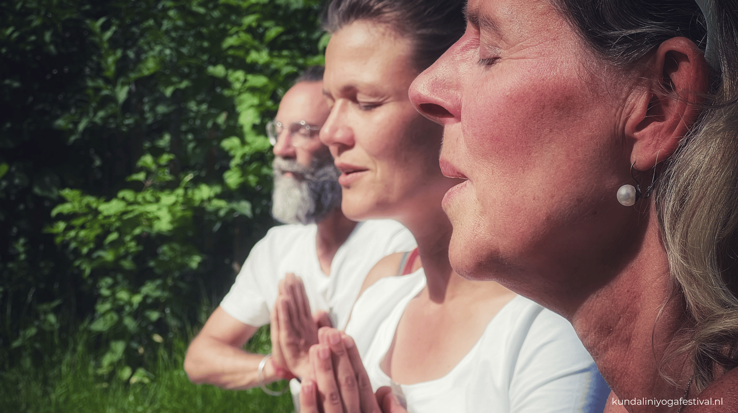 Fotorechten KundaliniYogaFestival.nl (72 x 20 in) (72 x 20 in) (72 x 28 in) (50 x 28 in)-3